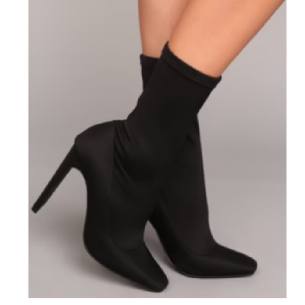 Fashionnova high heeled ankle boots